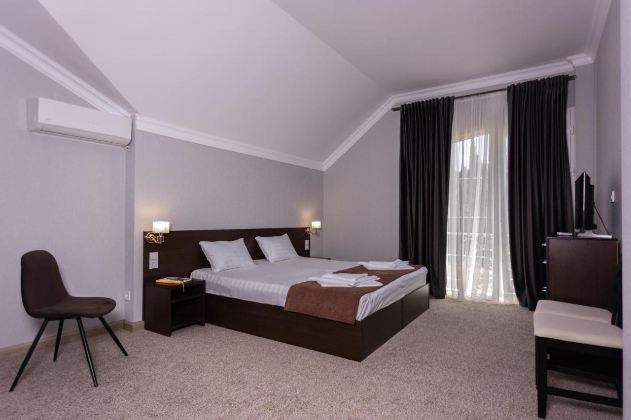 Hotel Nikopoli On Vodopadnaya 21А New Athos エクステリア 写真