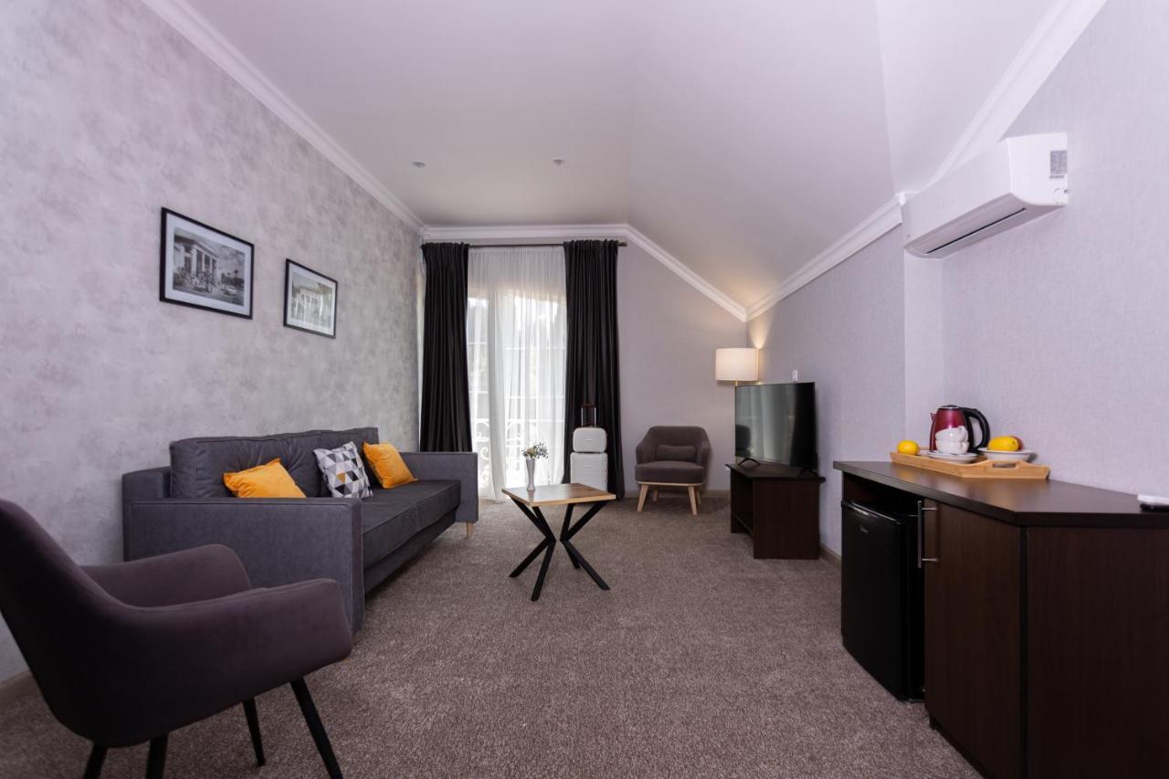Hotel Nikopoli On Vodopadnaya 21А New Athos エクステリア 写真