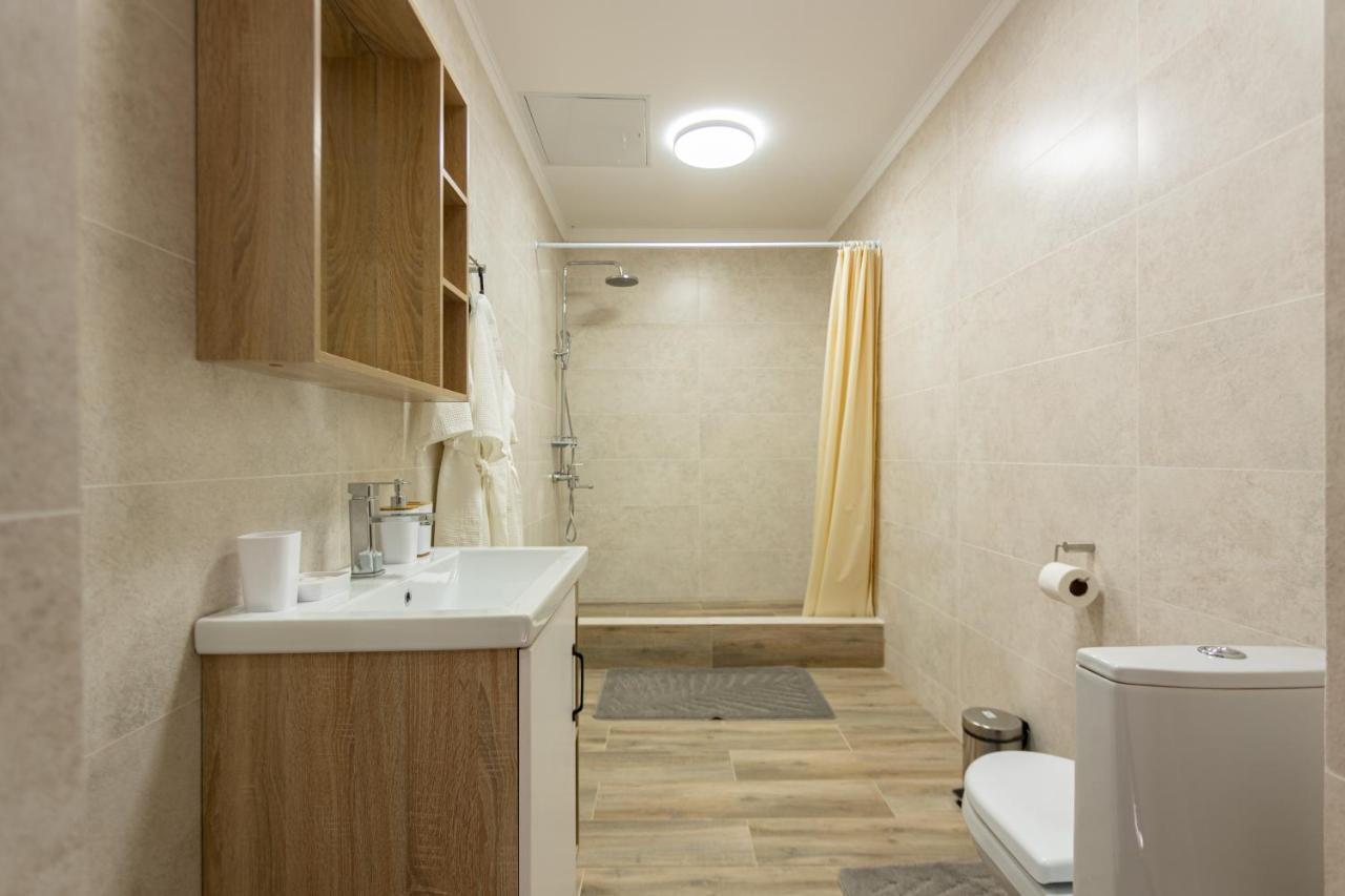 Hotel Nikopoli On Vodopadnaya 21А New Athos エクステリア 写真