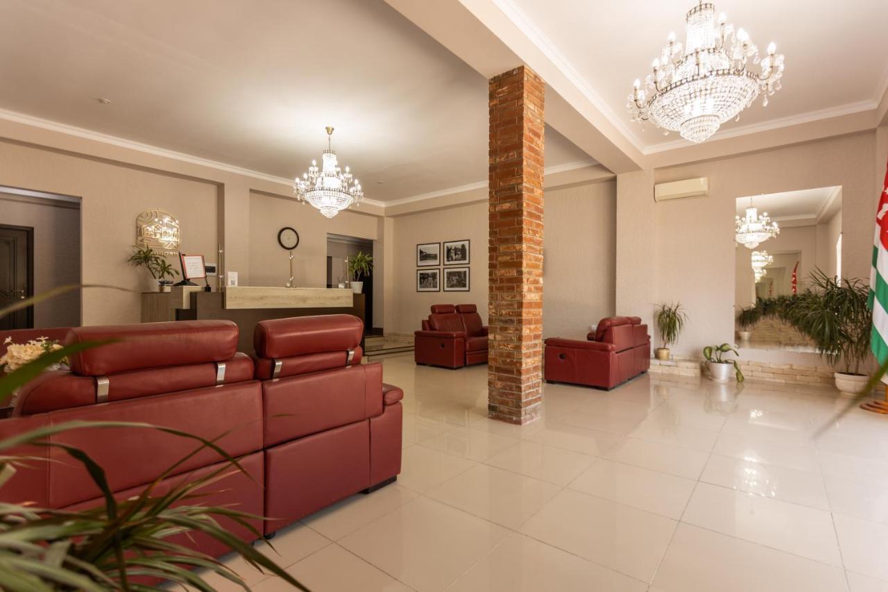 Hotel Nikopoli On Vodopadnaya 21А New Athos エクステリア 写真