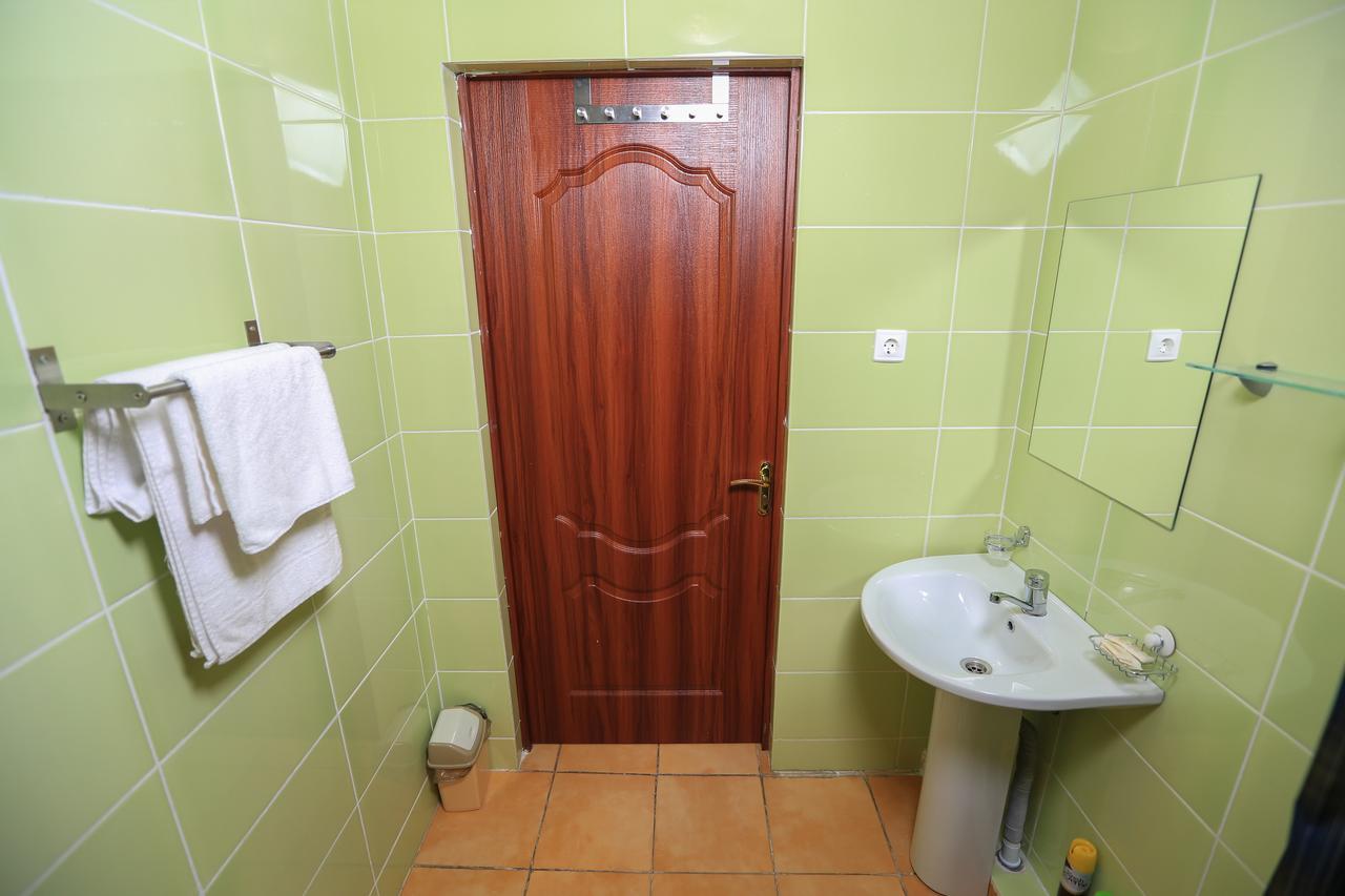 Hotel Nikopoli On Vodopadnaya 21А New Athos エクステリア 写真